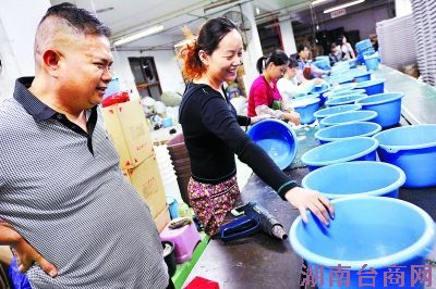 ���������䣬�������������³�¯�Ĳ�Ʒ������д�����յ�ϲ�á�