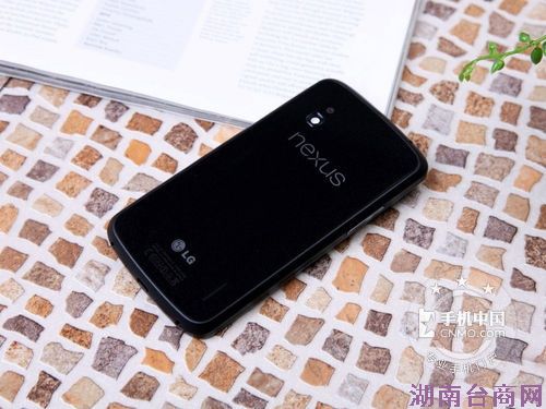 4.7英寸大屏四核机 Nexus 4仅售1999元