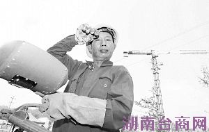 �ڸ����¹����Ĺ����ǡ�