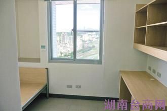 台湾政治大学宿舍推观景房远眺101大厦月租3万