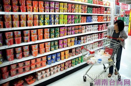 统一企业(中国)控股有限公司(以下称统一)于2013年11月推出全新红烧牛肉面,经华南、华东市场逐步推广,2个月来销量增速达到140%。