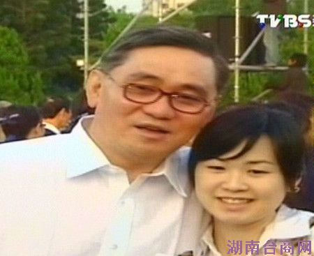 ��������Ů���ޡ����ڹ�����������ɷ���ˣ�ͼ��