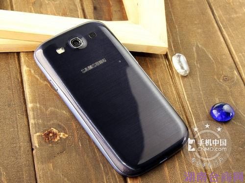 ��������L710