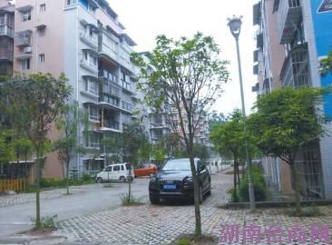 房子已经住了1年多 小区竟未过综合验收 房子已经住了1年多 小区竟未过综合验收