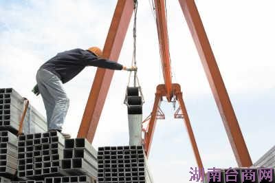 钢贸贷款风险仍未见底 2014年或将大面积爆发 钢贸贷款风险仍未见底 2014年或将大面积爆发