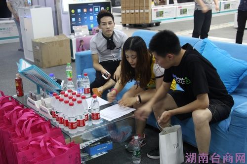 ULED����OLED�� �������������ֱ��