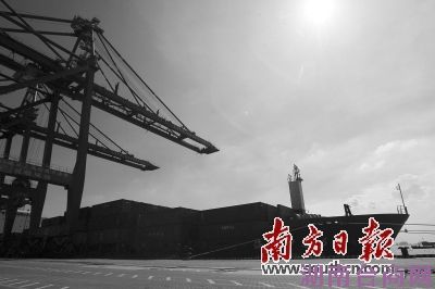 ���Ÿ�����̨�庽�߸��ۻ������տɵ�ݸ