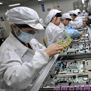 《国际电子商情》富士康在“刘易斯拐点”到来前已找到新方向