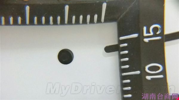 难以接受!果粉纷纷吐槽iPhone 6前置摄像头