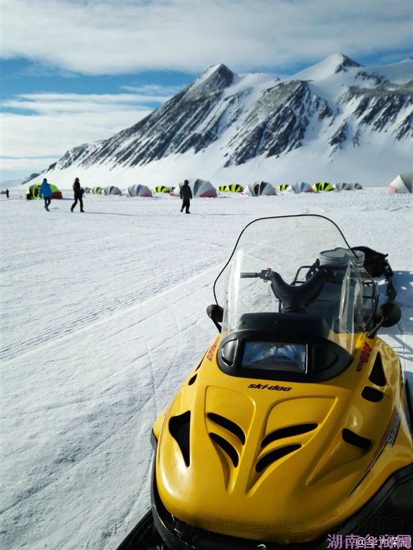 ��Ϊ������ҫ6 Plus���ţ�˫����ͷ������