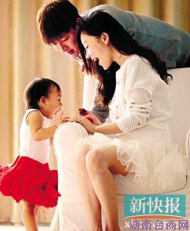 贾乃亮因食品安全困扰:到底得给女儿喝什么(图)