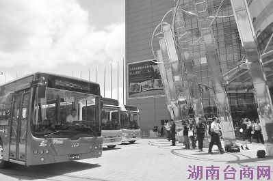 ��½����Դ��������ҫ��̨�壨ͼ��