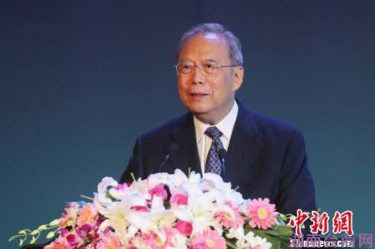 曾培炎:大陆经济形势不必过虑两岸应携手“赚钱” 曾培炎:大陆经济形势不必过虑两岸应携手“赚钱”